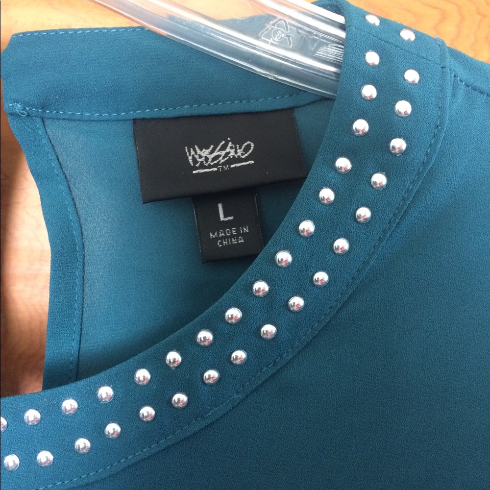 Mossimo NWT Blouse Beaded Neck Criss Cross Front - Picture 3 of 5
